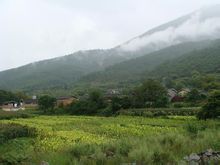 Zhongxing Village: Yulong Naxi contea autonoma della provincia dello Yunnan dell'alba Zhongxingcun Lisu Township