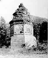 Net monaco buddista tibetano torre